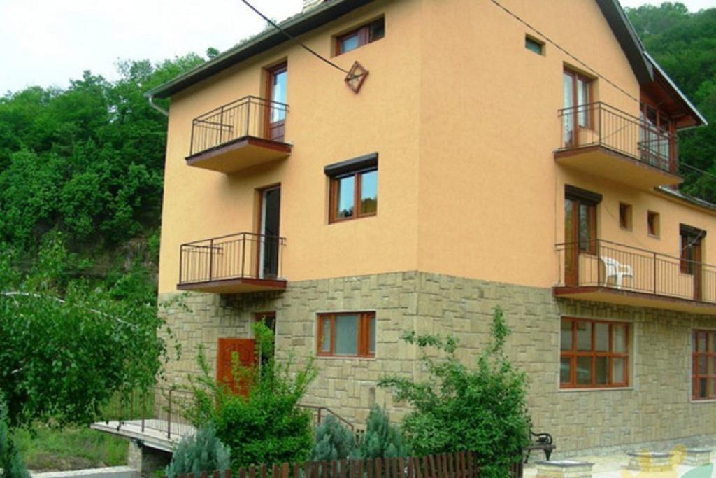 Guesthouse Smiljanic Slavkovica Eksteriør billede